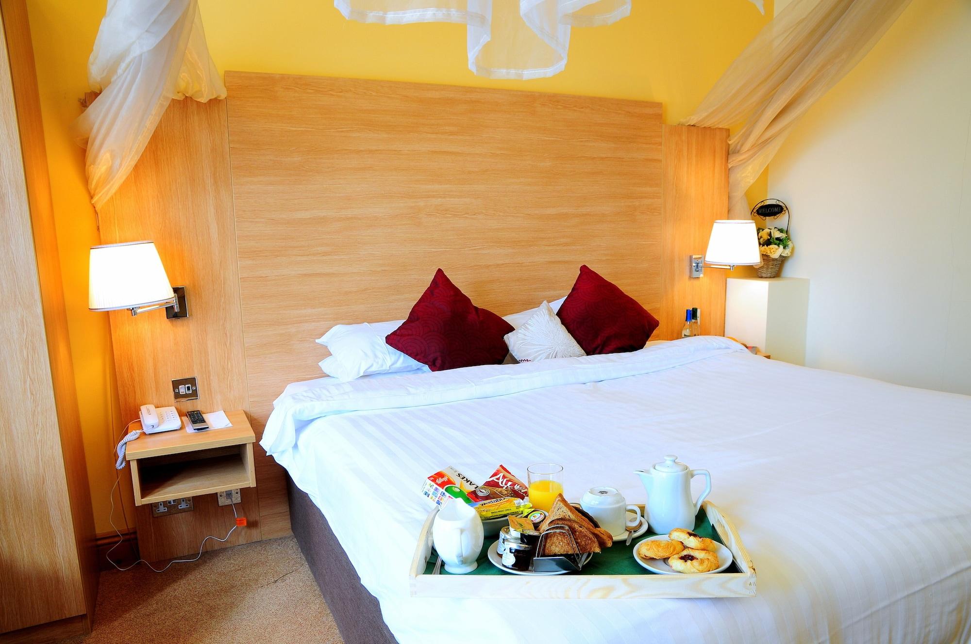 פטרבורו The Queensgate Hotel מראה חיצוני תמונה
